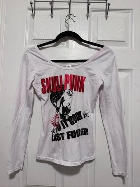 Gyaru White Skull Graphic Long-Sleeve Women's Top